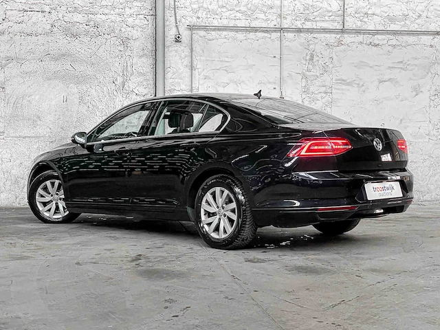 Volkswagen passat 1.5 tsi cl bns 150pk 2019, zh-522-v - afbeelding 15 van  48