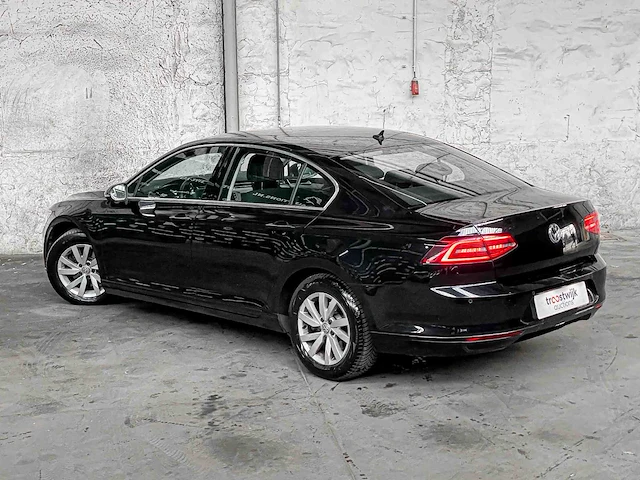 Volkswagen passat 1.5 tsi cl bns 150pk 2019, zh-522-v - afbeelding 16 van  48