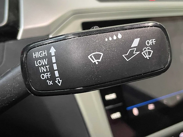 Volkswagen passat 1.5 tsi cl bns 150pk 2019, zh-522-v - afbeelding 34 van  48