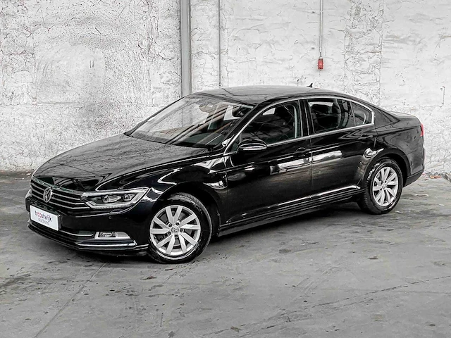 Volkswagen passat 1.5 tsi cl bns 150pk 2019, zh-522-v - afbeelding 3 van  48