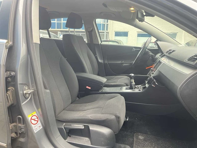 Volkswagen passat 1.8 tfsi comfortline - 2008 | 50-gfh-2 - afbeelding 16 van  26