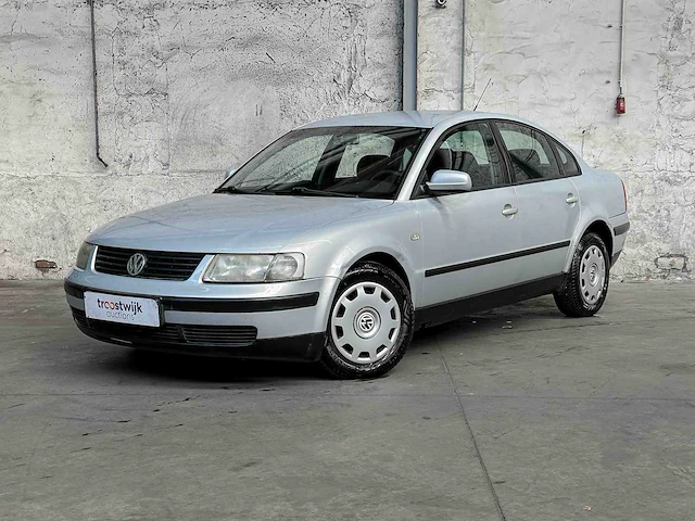 Volkswagen passat 1.9 tdi trendline 90pk 2000, 06-fd-ff - afbeelding 23 van  36