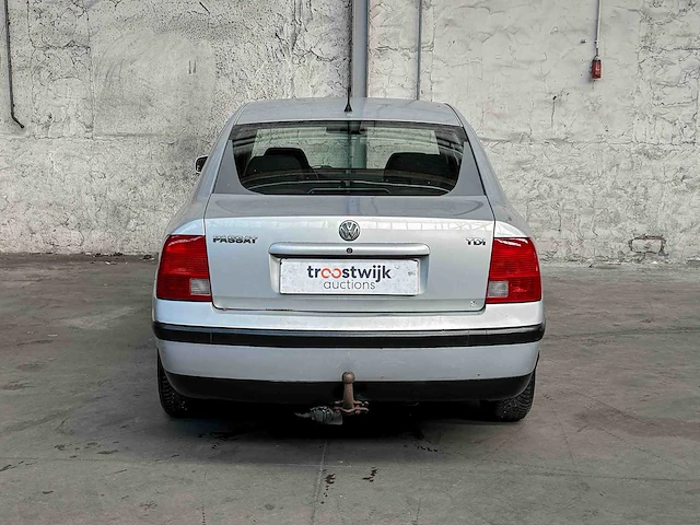 Volkswagen passat 1.9 tdi trendline 90pk 2000, 06-fd-ff - afbeelding 5 van  36