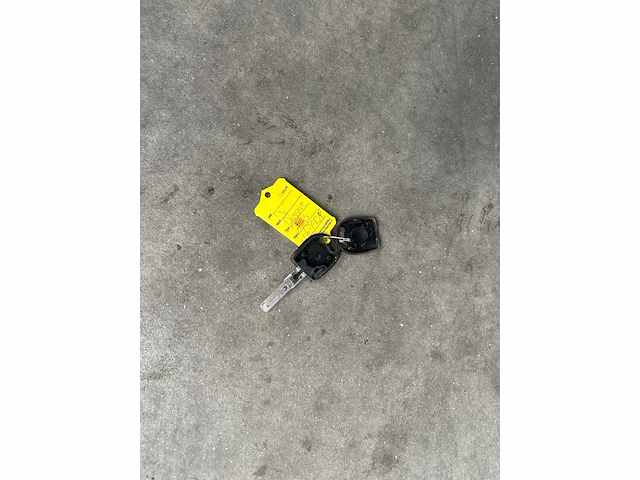 Volkswagen passat 1.9 tdi trendline 90pk 2000, 06-fd-ff - afbeelding 30 van  36