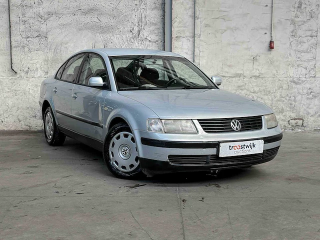 Volkswagen passat 1.9 tdi trendline 90pk 2000, 06-fd-ff - afbeelding 34 van  36