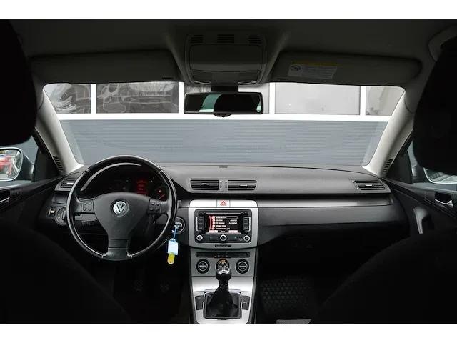 Volkswagen passat 2.0 tdi | 2006 | 90-ptl-9 | - afbeelding 10 van  46