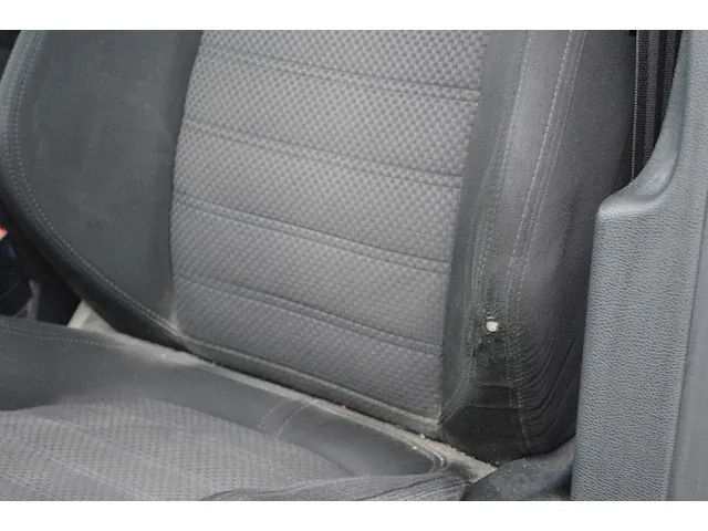 Volkswagen passat 2.0 tdi | 2006 | 90-ptl-9 | - afbeelding 21 van  46