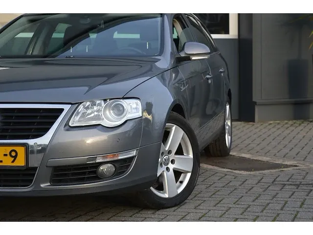 Volkswagen passat 2.0 tdi | 2006 | 90-ptl-9 | - afbeelding 33 van  46