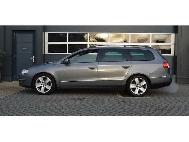 Volkswagen passat 2.0 tdi | 2006 | 90-ptl-9 | - afbeelding 34 van  46