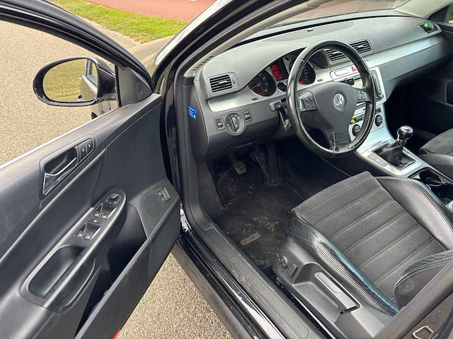 Volkswagen passat 2.0 tfsi highline business 2007 | 35-tx-fn - afbeelding 3 van  10