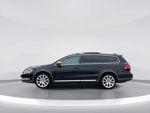 Volkswagen passat alltrack 2.0 tdi 4motion 2012 | xd-104-b - afbeelding 28 van  32
