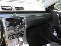 Volkswagen passat tsi met kenteken 44-rzf-1. margevoertuig. datum eerste toelating 24-08-2011. - afbeelding 8 van  21
