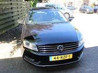 Volkswagen passat tsi met kenteken 44-rzf-1. margevoertuig. datum eerste toelating 24-08-2011.