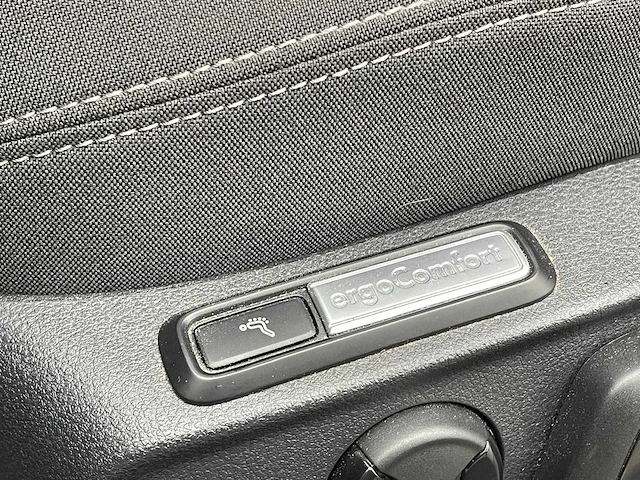 Volkswagen passat variant 1.4 tsi - 2017 | g-886-rv - afbeelding 3 van  31