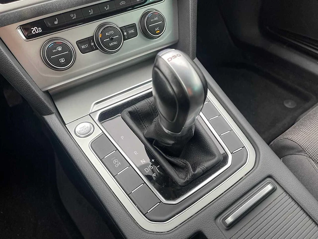 Volkswagen passat variant 1.4 tsi - 2017 | g-886-rv - afbeelding 17 van  31