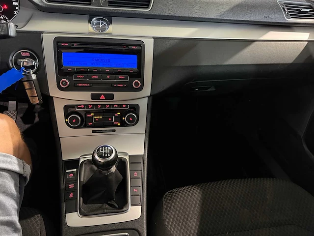 Volkswagen passat variant 1.4 tsi comfl. blm, nz-262-b - afbeelding 3 van  13