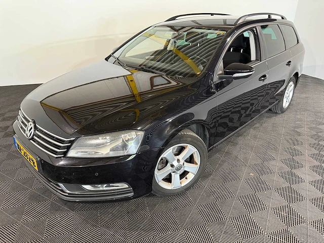 Volkswagen passat variant 1.4 tsi comfl. blm, nz-262-b - afbeelding 1 van  13