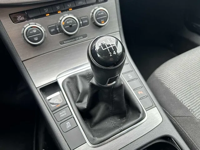 Volkswagen passat variant 1.4 tsi comfort executive line bluemotion | 91-xjr-3 - afbeelding 11 van  22