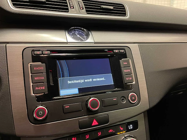 Volkswagen passat variant 1.4 tsi comfortline bluemotion 122pk 2012, g-881-lr - afbeelding 30 van  66