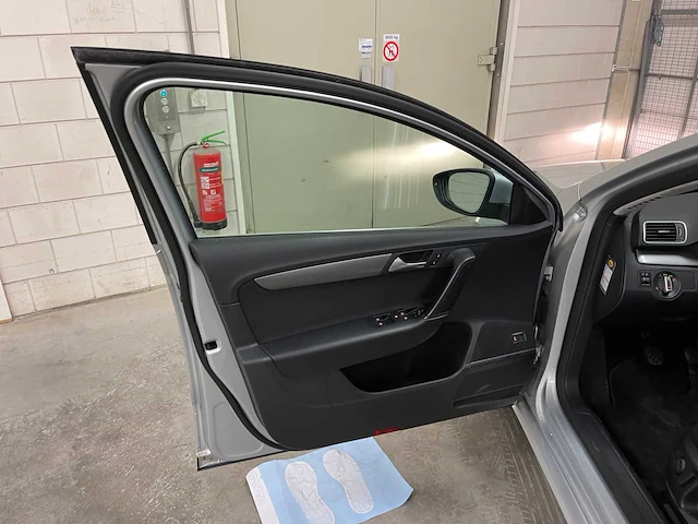 Volkswagen passat variant 1.4 tsi comfortline bluemotion 122pk 2012, g-881-lr - afbeelding 32 van  66
