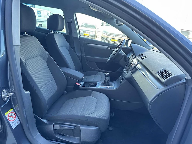 Volkswagen passat variant 1.4 tsi comfortline bluemotion car 2010 | 16-nvt-4 i - afbeelding 21 van  30