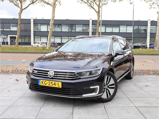 Volkswagen passat variant 1.4 tsi gte automaat 2016, kg-254-l - afbeelding 1 van  42