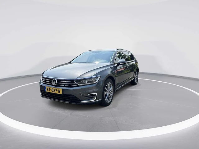 Volkswagen passat variant 1.4 tsi gte connected series | kt-037-r - afbeelding 1 van  29