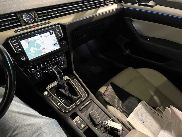Volkswagen passat variant 1.4 tsi gte connected series plus, kt-101-r - afbeelding 4 van  15
