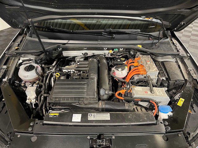Volkswagen passat variant 1.4 tsi gte connected series plus, kt-101-r - afbeelding 6 van  15