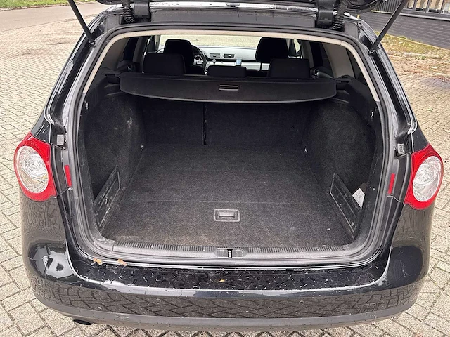 Volkswagen passat variant 1.4 tsi trendline 2009 | 91-jsj-9 i - afbeelding 19 van  32
