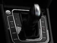 Volkswagen passat variant 1.5 tsi r-line business + | l-049-pr - afbeelding 13 van  49