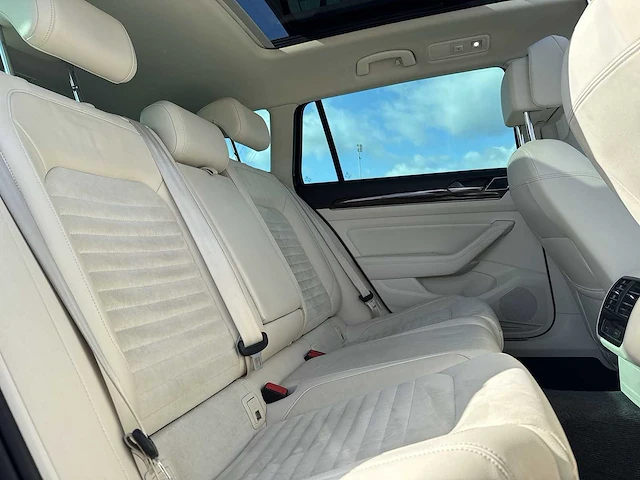 Volkswagen passat variant 1.8 tsi business edition r-line 2016 | hv-399-l - afbeelding 20 van  29