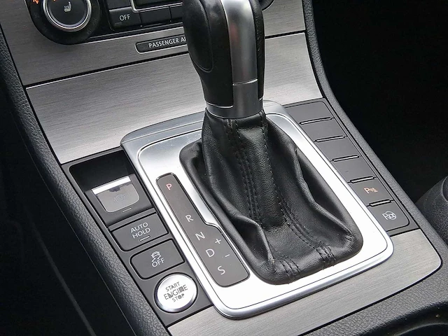 Volkswagen passat variant 1.8 tsi comfortline car 2011 | 43-psf-4 i - afbeelding 19 van  30