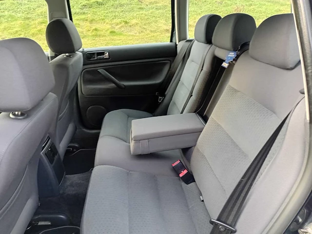 Volkswagen passat variant 1.8 turbo comfortline, 40-rj-tk - afbeelding 3 van  24