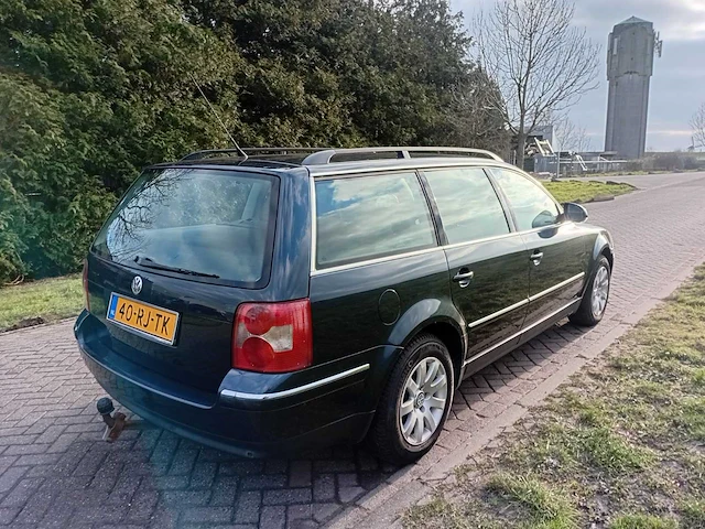Volkswagen passat variant 1.8 turbo comfortline, 40-rj-tk - afbeelding 12 van  24