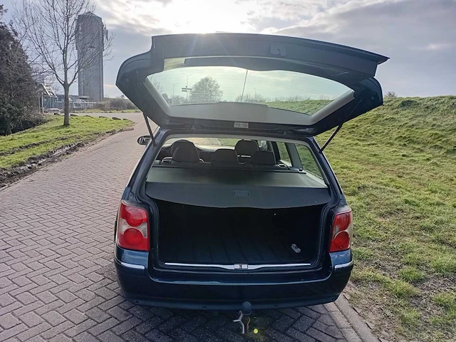 Volkswagen passat variant 1.8 turbo comfortline, 40-rj-tk - afbeelding 20 van  24