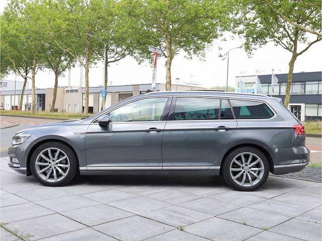 Volkswagen passat variant 2.0 bi tdi 4motion highline automaat 2016, p-341-kt - afbeelding 12 van  41