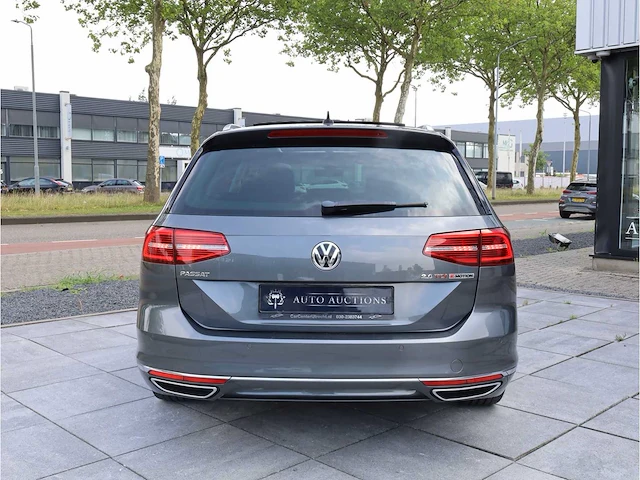 Volkswagen passat variant 2.0 bi tdi 4motion highline automaat 2016, p-341-kt - afbeelding 34 van  41