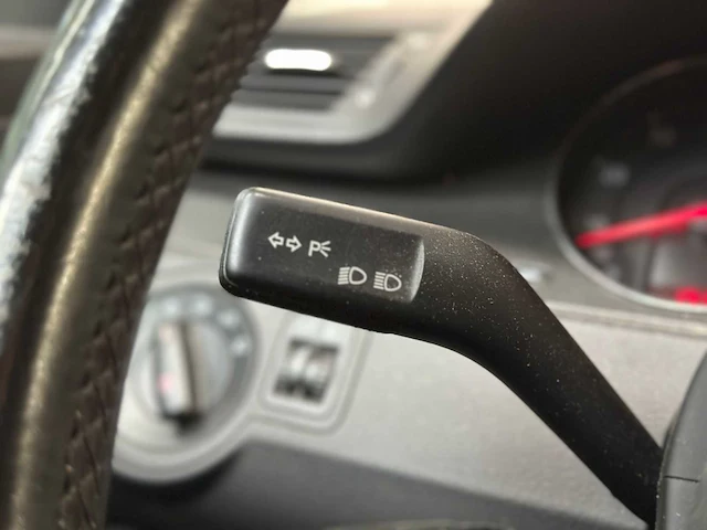 Volkswagen passat variant 2.0 fsi comfortl.bns 150pk 2007, 55-tz-xv - afbeelding 9 van  47