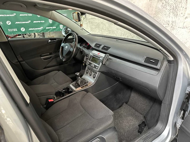 Volkswagen passat variant 2.0 fsi comfortl.bns 150pk 2007, 55-tz-xv - afbeelding 40 van  47