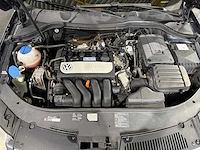 Volkswagen passat variant 2.0 fsi comfortline, 83-ts-hz - afbeelding 4 van  13