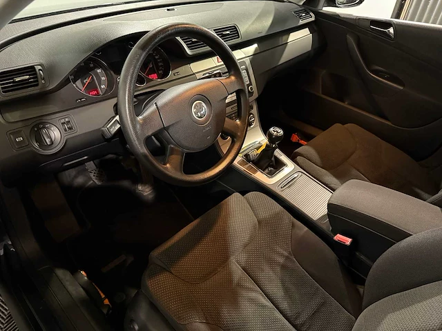 Volkswagen passat variant 2.0 fsi comfortline, 83-ts-hz - afbeelding 11 van  13