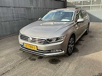 Volkswagen passat variant 2.0 tdi business edition r. - personenauto - afbeelding 1 van  17