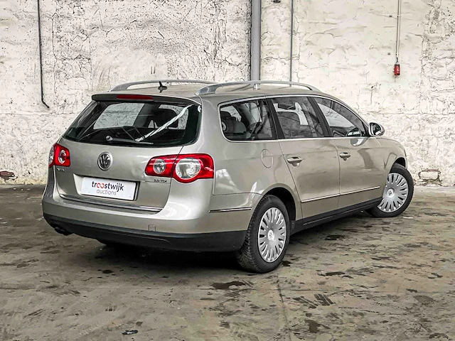 Volkswagen passat variant 2.0 tdi comfortline 140pk 2006 (origineel-nl), 83-sr-sx - afbeelding 12 van  39