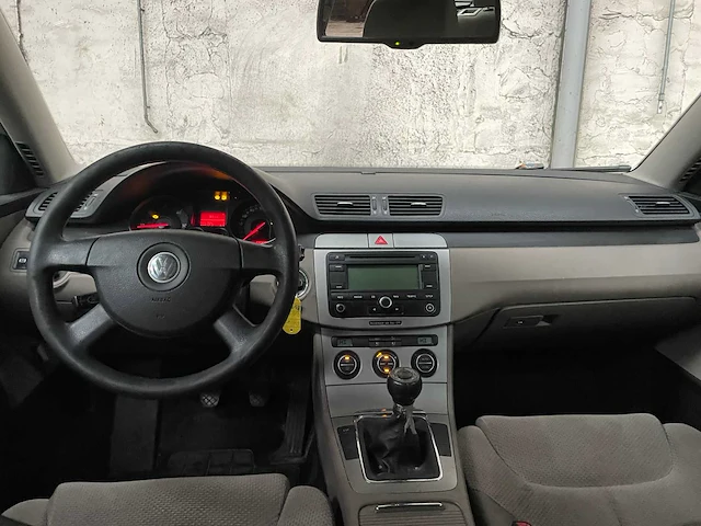 Volkswagen passat variant 2.0 tdi comfortline 140pk 2006 (origineel-nl), 83-sr-sx - afbeelding 20 van  39