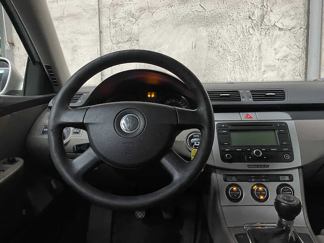 Volkswagen passat variant 2.0 tdi comfortline 140pk 2006 (origineel-nl), 83-sr-sx - afbeelding 21 van  39