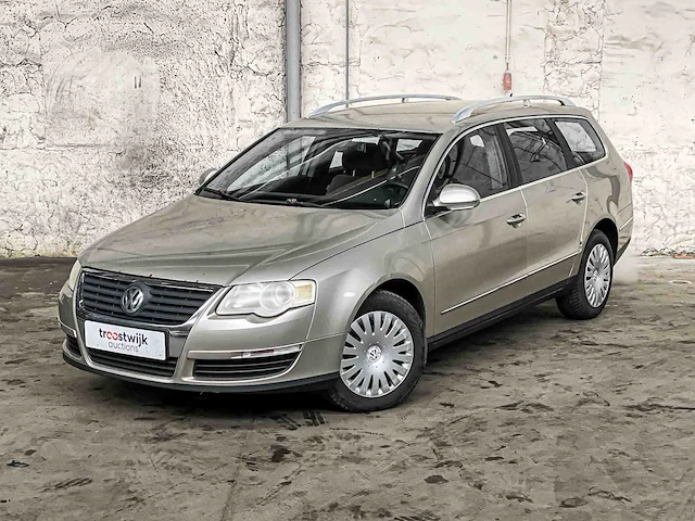 Volkswagen passat variant 2.0 tdi comfortline 140pk 2006 (origineel-nl), 83-sr-sx - afbeelding 2 van  39