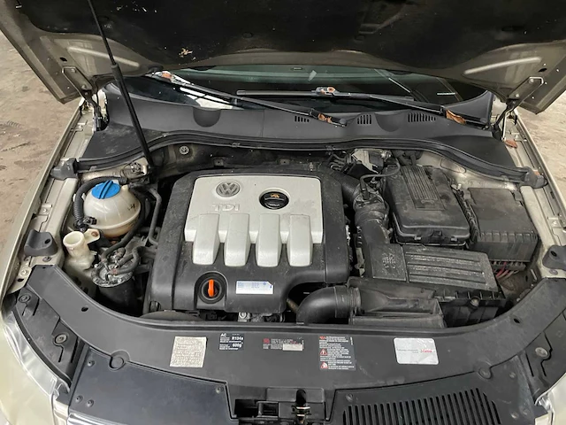 Volkswagen passat variant 2.0 tdi comfortline 140pk 2006 (origineel-nl), 83-sr-sx - afbeelding 38 van  39