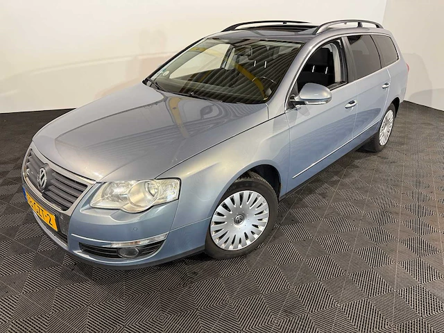 Volkswagen passat variant 2.0 tdi comfortline, 18-gzt-2 - afbeelding 1 van  13