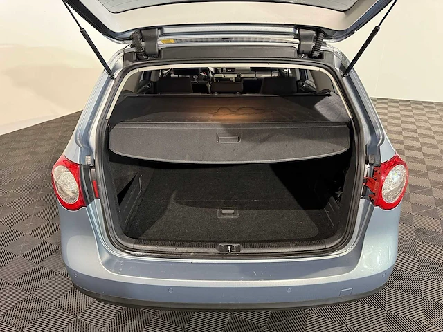 Volkswagen passat variant 2.0 tdi comfortline, 18-gzt-2 - afbeelding 8 van  13